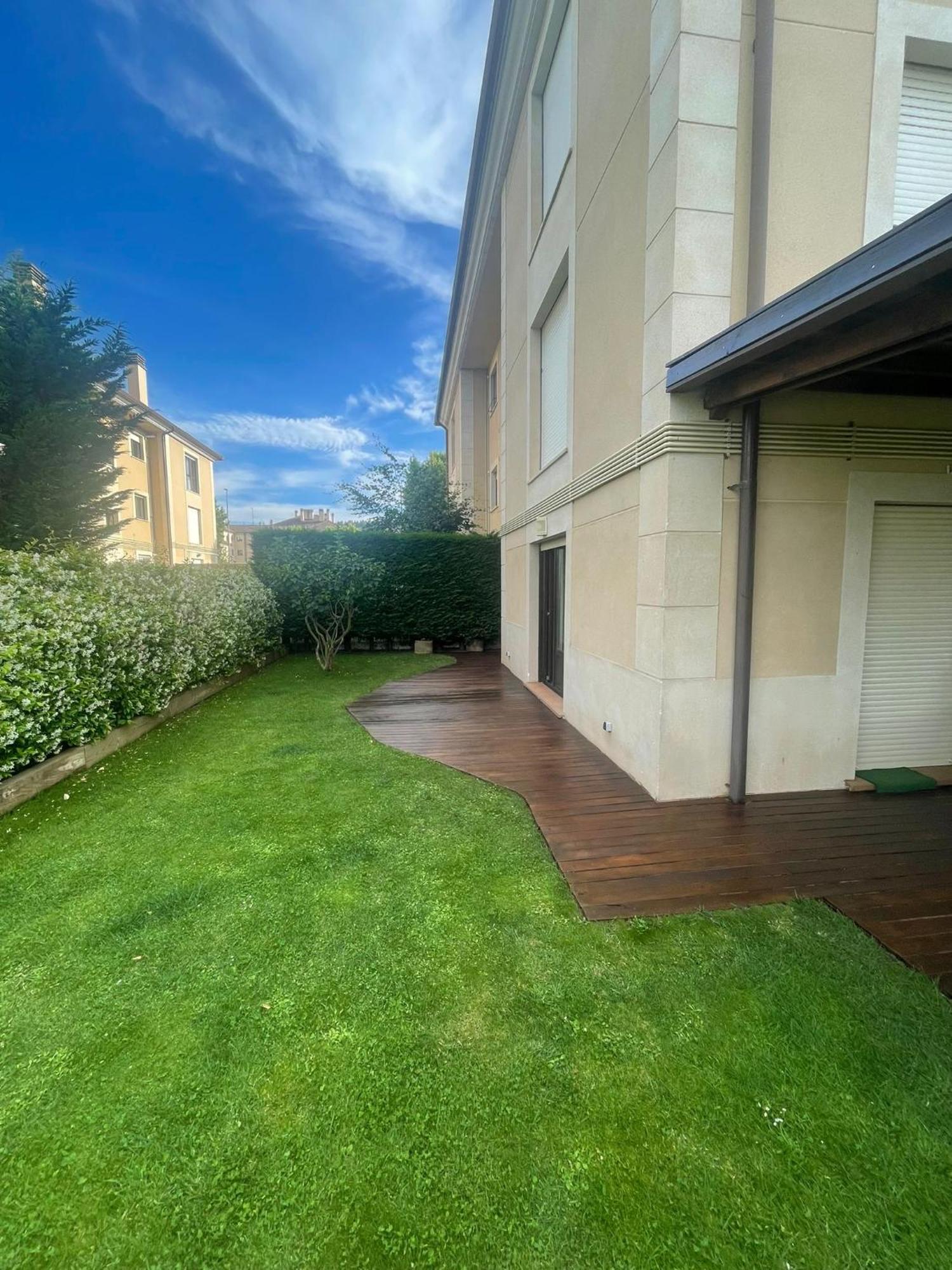 Apartamento Golf Con Jardin Sojuela Kültér fotó